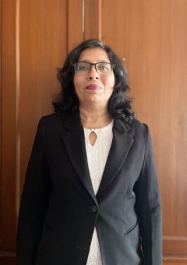Hamida Khoja (Adv.)